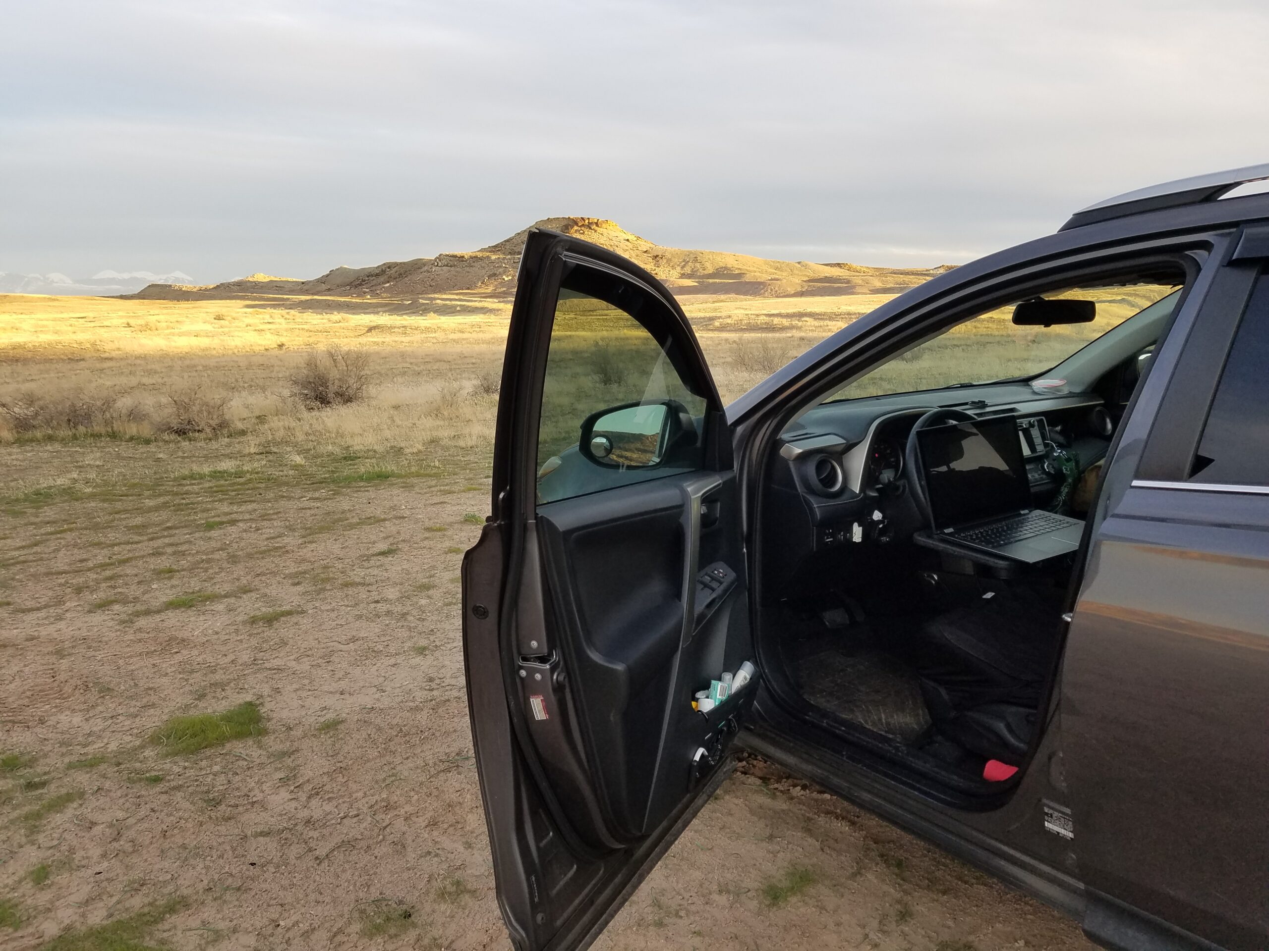 rav4-mobile-office-scaled